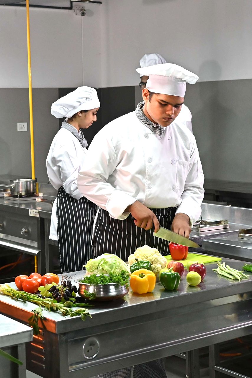 Bachelor Program in Hotel Management