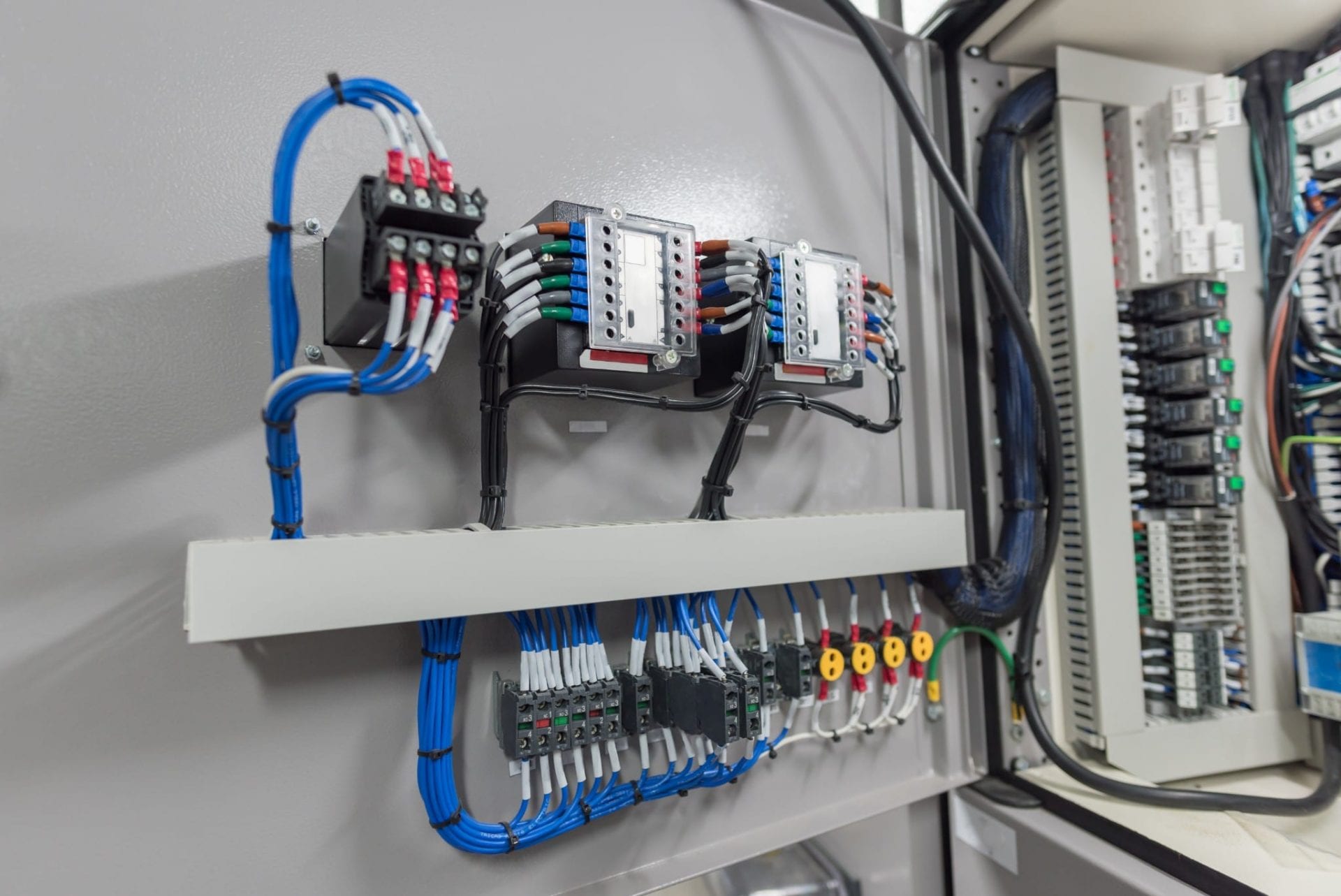 Bachelor Program in Electrical Engineering